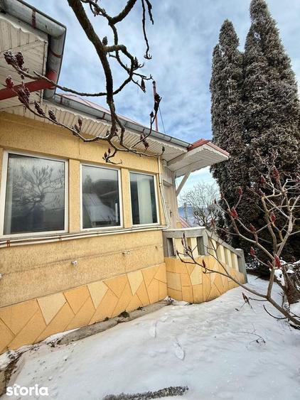 Casă cu 3 camere cu Teren 272 Mp în Poiana Țapului