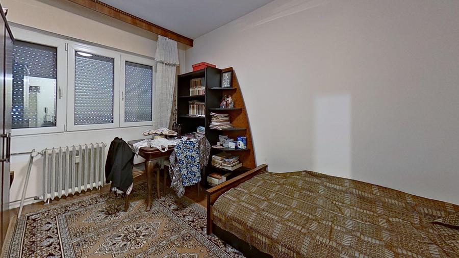 Apartament cu 3 camere în P-ța Dorobanți
