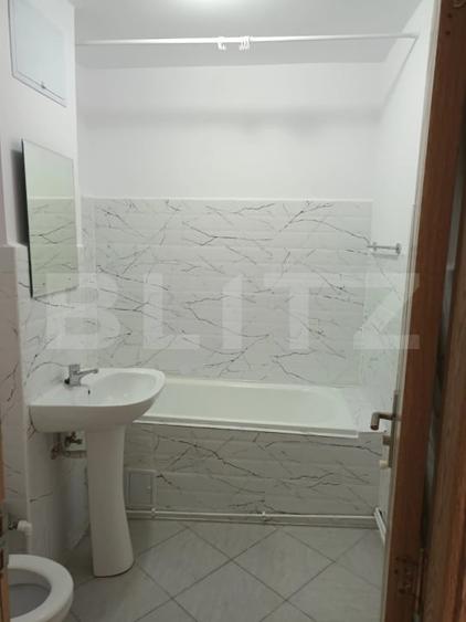 Apartament cu 2 camere semidecomandat, mobilat în Păcurari