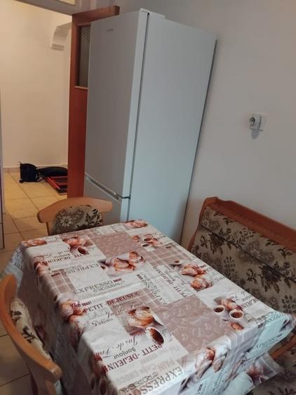 Apartament cu 3 camere decomandat în Răcădău