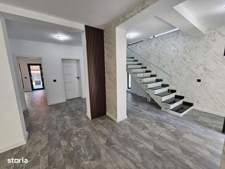 Casă cu 4 camere în Teilor