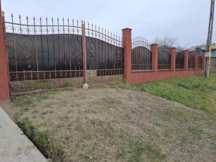 Teren de 1600 mp, în Stăuceni