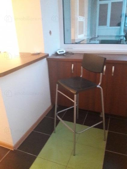 Apartament cu 2 camere semidecomandat în Gara de Nord