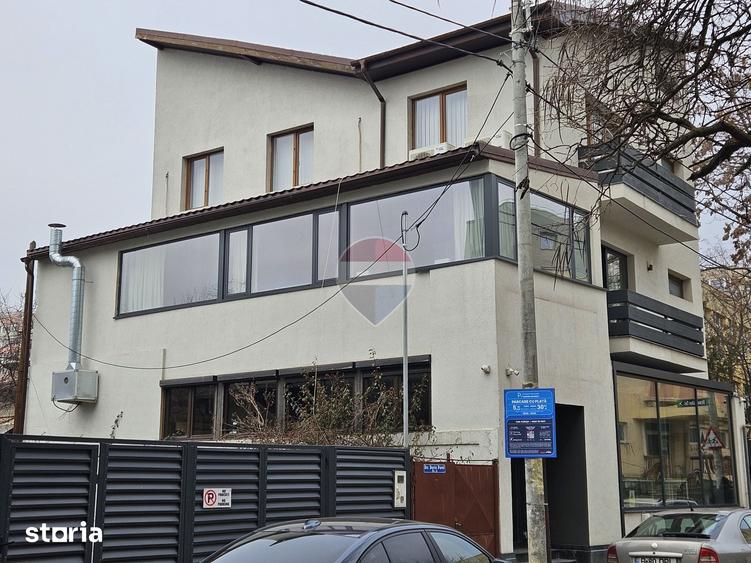 Spațiu comercial, de 223.5 mp, în Tei
