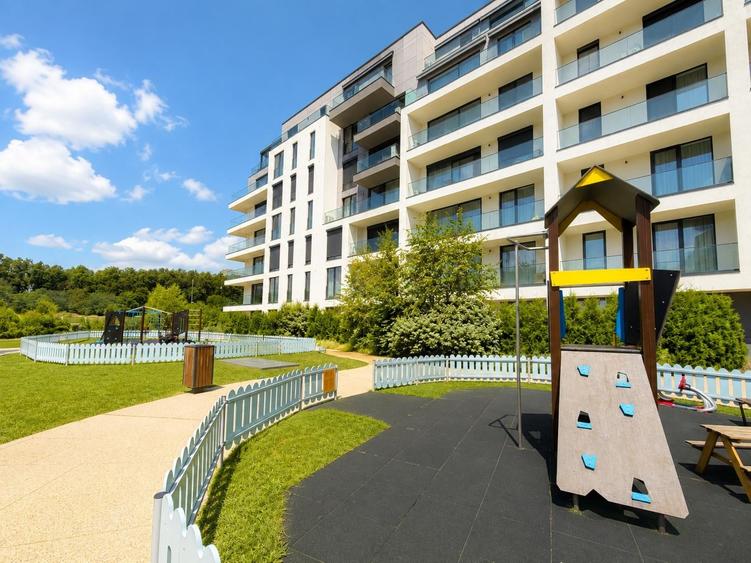 Apartament cu 2 camere decomandat, mobilat în Băneasa