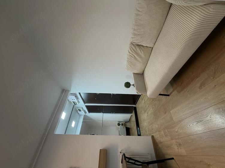 Apartament cu 2 camere semidecomandat în Baicului