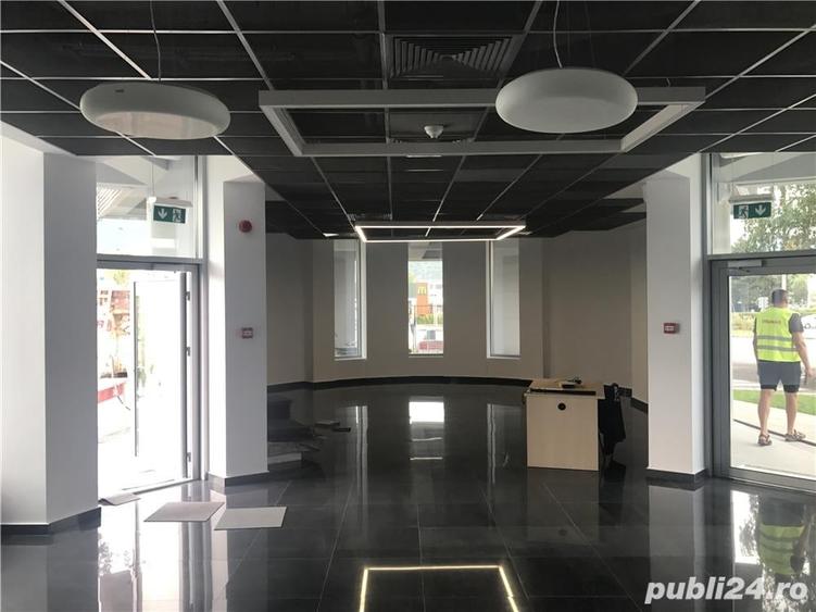 Spațiu comercial, de 1,650 mp, în Calea București