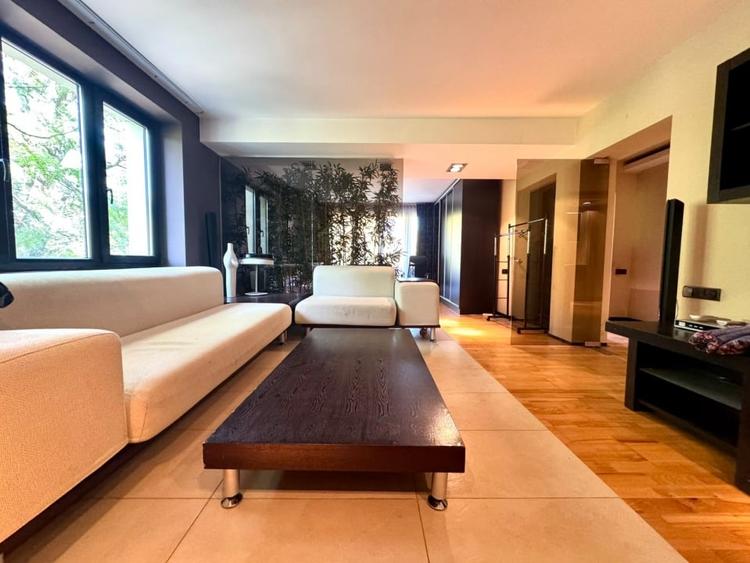 Apartament cu 2 camere semidecomandat, mobilat în Hașdeu