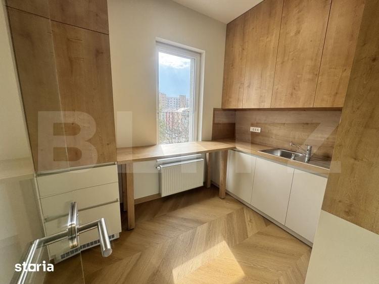 Spațiu comercial, de 20 mp, în Central