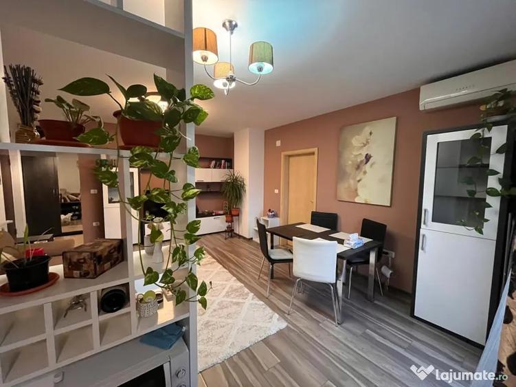 Apartament cu 2 camere semidecomandat, mobilat în Aradului