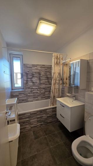 Apartament cu 2 camere decomandat, mobilat în Spitalul Județean