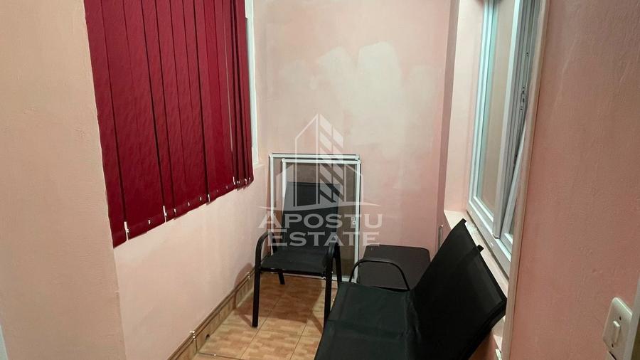 Apartament cu 4 camere semidecomandat în Circumvalațiunii