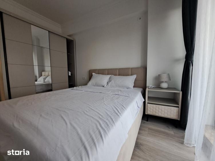 Apartament cu 3 camere decomandat în Energia