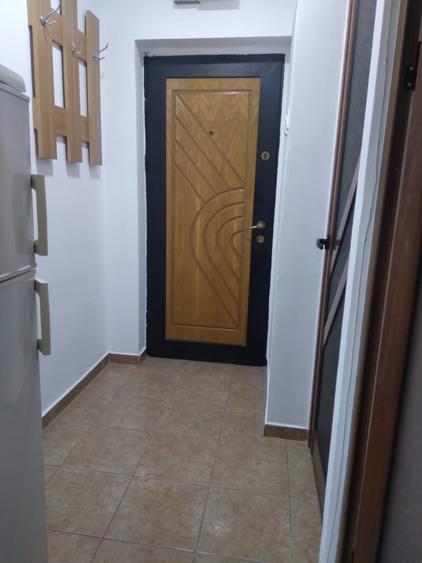 Garsonieră decomandată, mobilată în Țigarete