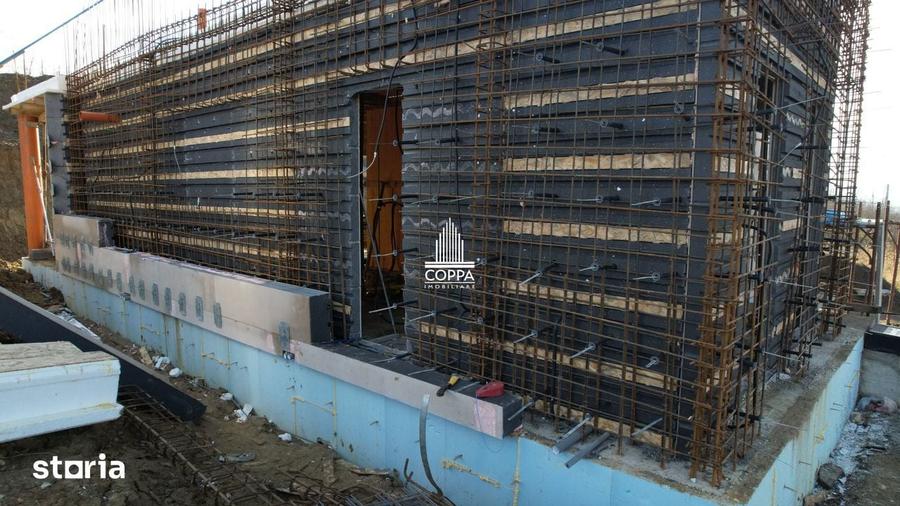 Casă cu 4 camere cu Teren 450 Mp în Mireșu Mare