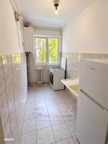 Apartament cu 3 camere nedecomandat în Alexandru cel Bun