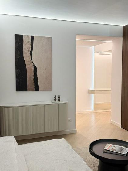 Apartament cu 3 camere decomandat, mobilat în Pipera