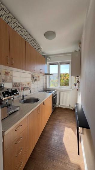 Apartament cu 2 camere semidecomandat, mobilat în Girocului