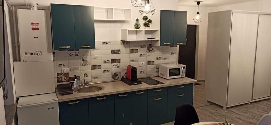 Apartament cu 3 camere nedecomandat în Nord