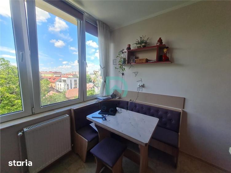 Garsonieră decomandată în Astra