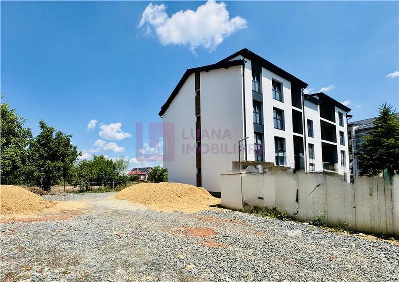 Apartament cu 3 camere decomandat în Șelimbăr — fotografia 2