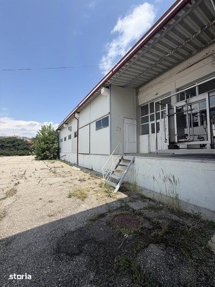 Spațiu comercial, de 2,820 mp, în Vest