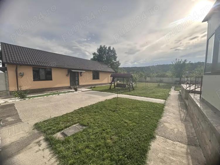 Casă cu 2 camere cu Teren 850 Mp în Central