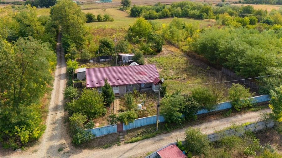 Casă individuală cu 3 camere cu Teren 5160 Mp în Ștefan cel Mare