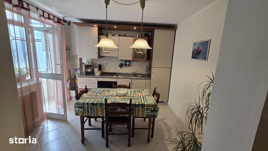 Apartament cu 4 camere în Central