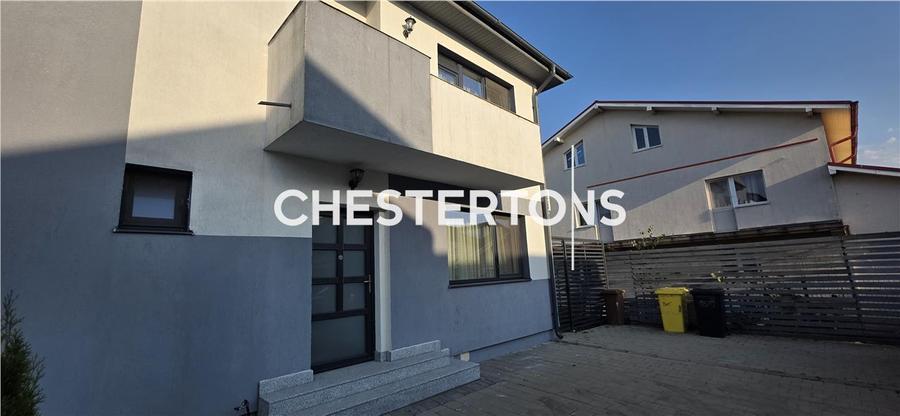 Duplex cu 4 camere cu Canalizare în Domnești