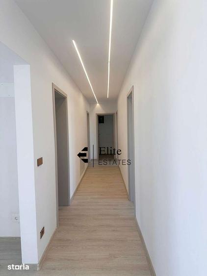 Casă cu 4 camere cu Teren 500 Mp în Sânmartin
