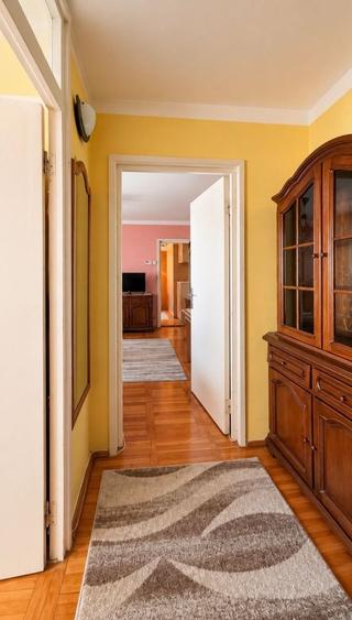 Apartament cu 2 camere decomandat în Soarelui