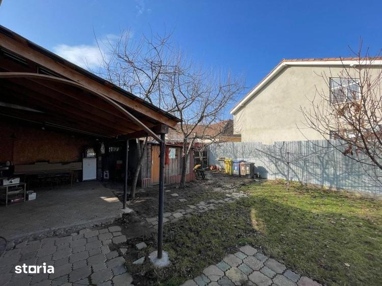 Casă cu 5 camere cu Teren 380 Mp în 1 Mai