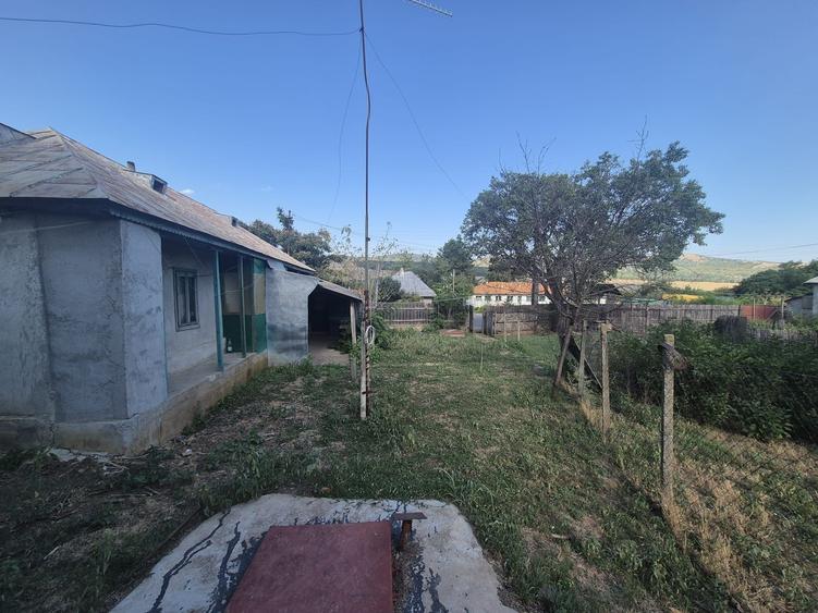 Casă cu 3 camere în Hamcearca