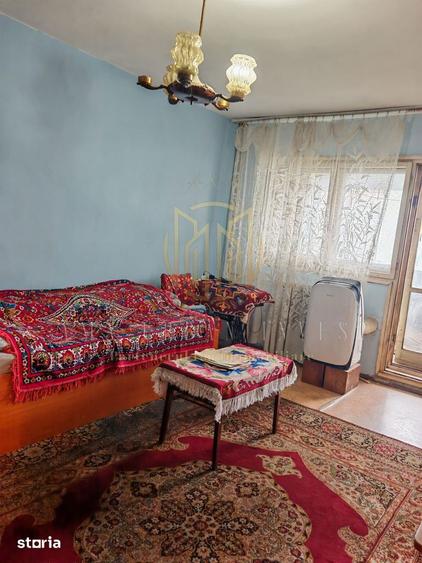 Apartament cu 4 camere decomandat în Pantelimon