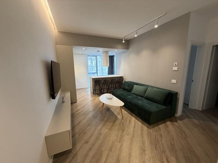Apartament cu 2 camere decomandat în Central