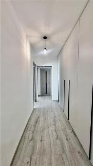 Apartament cu 3 camere decomandat în Alexandru cel Bun