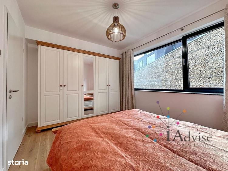 Apartament cu 3 camere decomandat în Drumul Poienii
