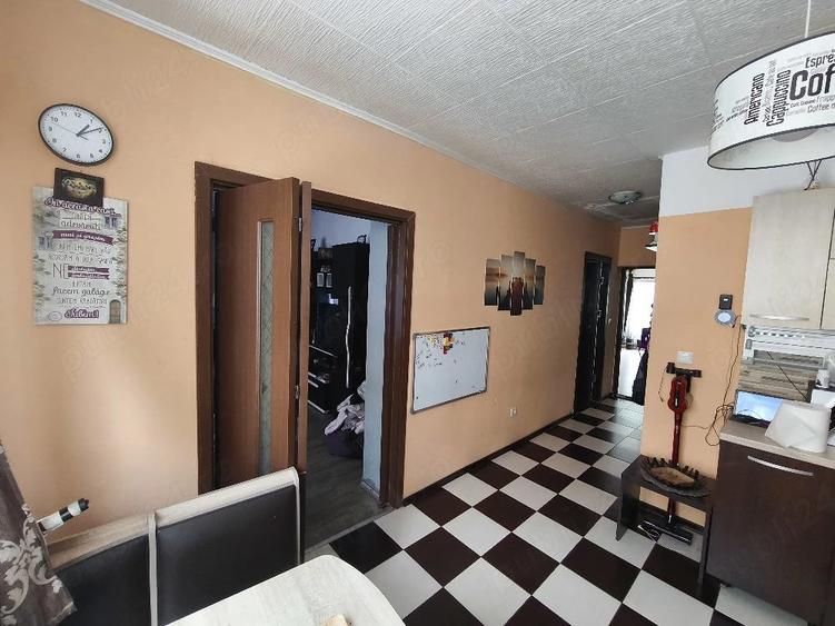 Casă cu Teren 300 Mp în Central
