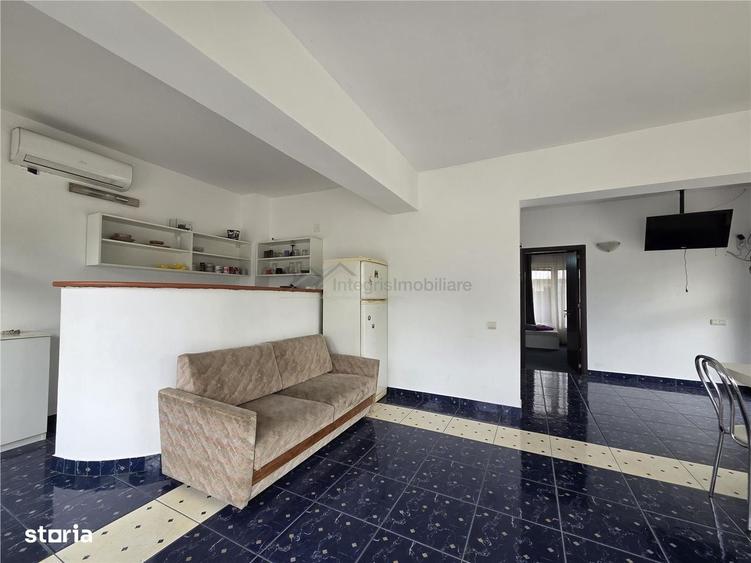 Casă cu 4 camere în Sânmartin