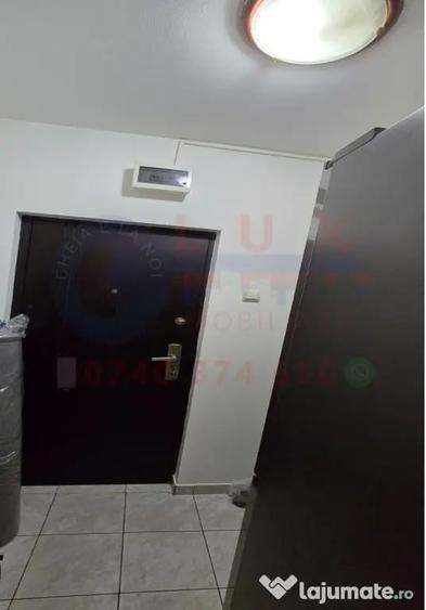 Apartament cu 2 camere semidecomandat în Spitalului