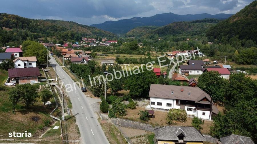 Casă cu 4 camere cu Teren 5146 Mp în Sălătrucu