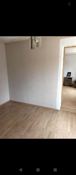Casă cu 3 camere în Vulpești