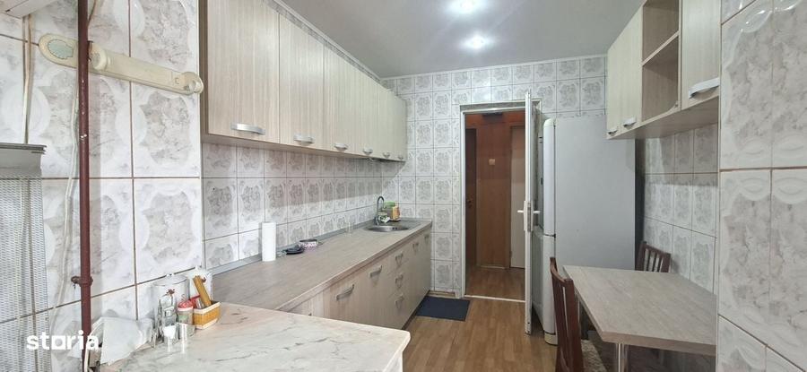 Apartament cu 2 camere semidecomandat în Micro 16