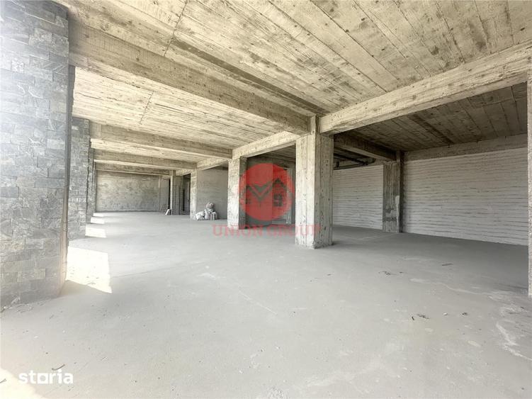 Spațiu comercial, de 250 mp, în Nord