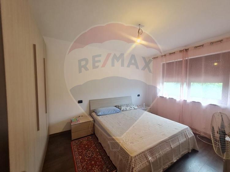 Apartament cu 2 camere decomandat în Gară