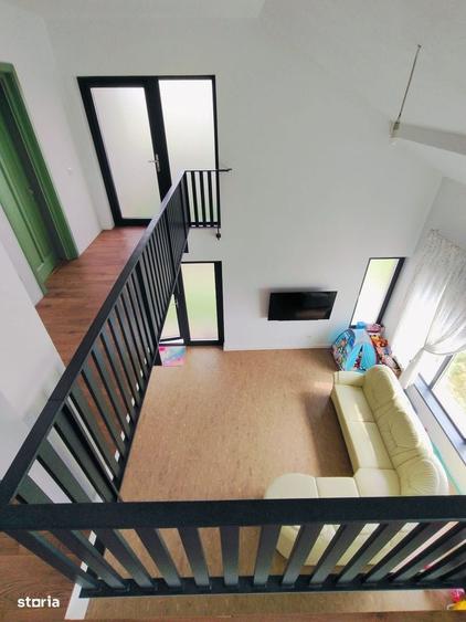 Casă cu 4 camere cu Teren 1000 Mp în Central