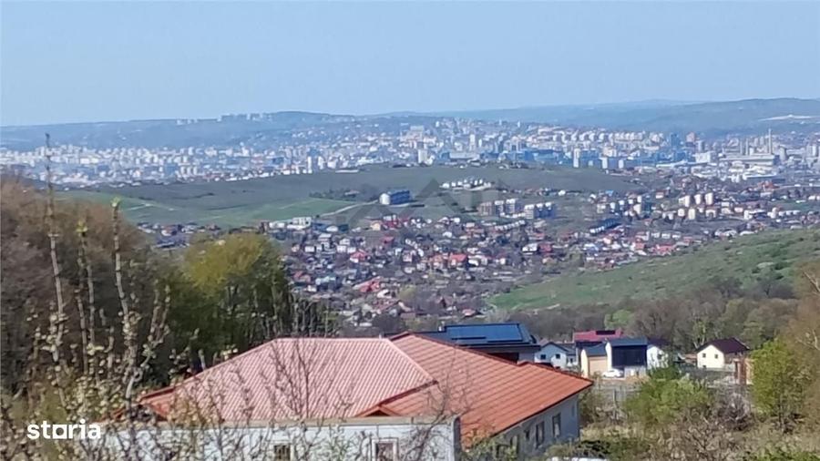 Casă cu 3 camere în Sticlăria