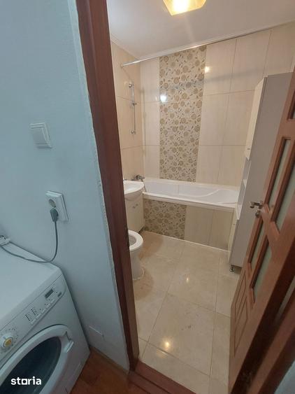 Apartament cu 3 camere decomandat în Decebal