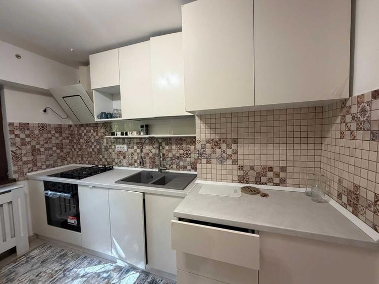 Proprietar Inchiriez apartament 3 camere ultracentral, Decebal - Muncii, renovat premium - 4